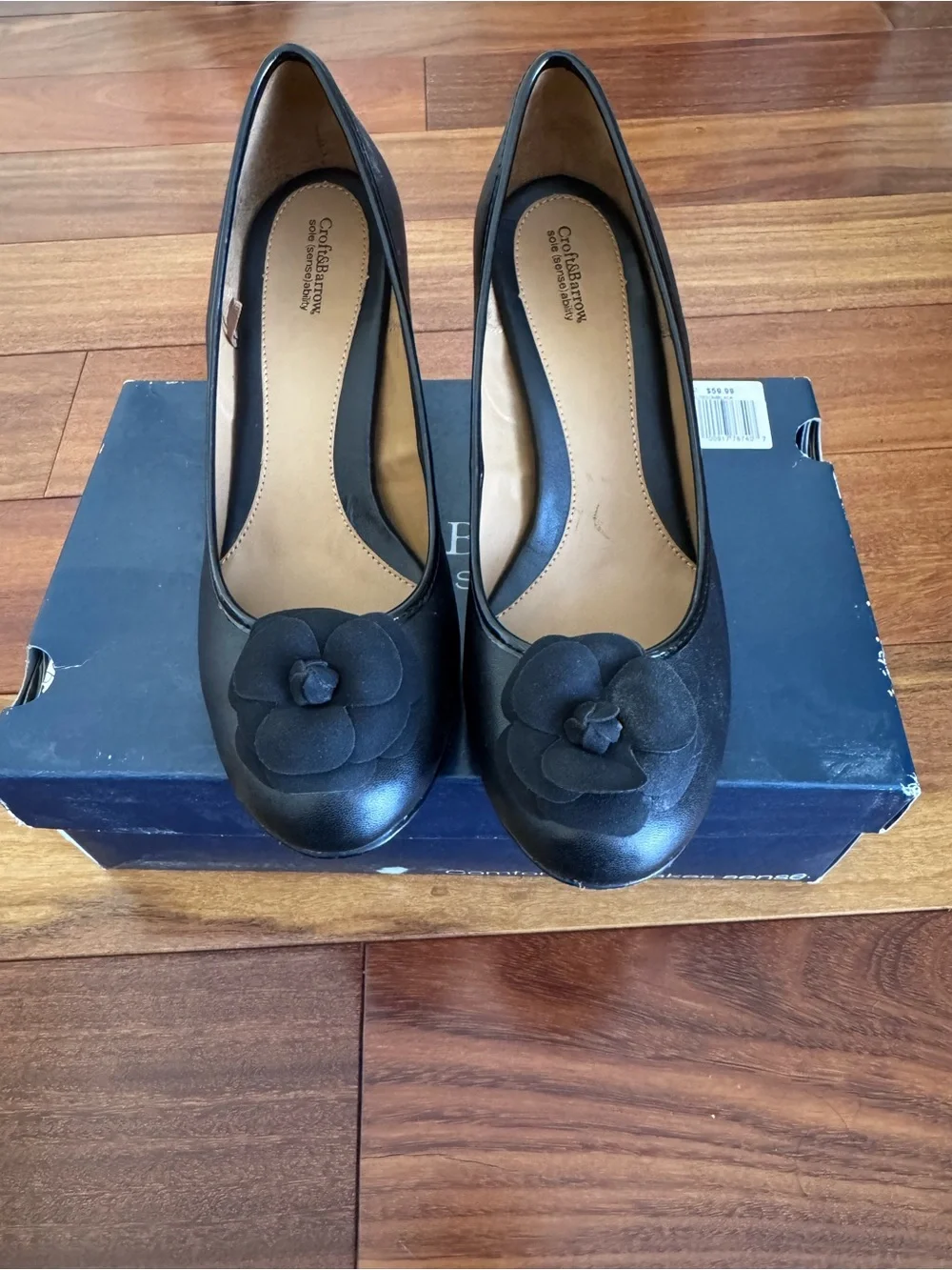 Croft & Barrow Black Floral Appliqué Round-Toe Pumps